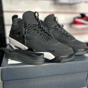 Jordan R4 x The North Face